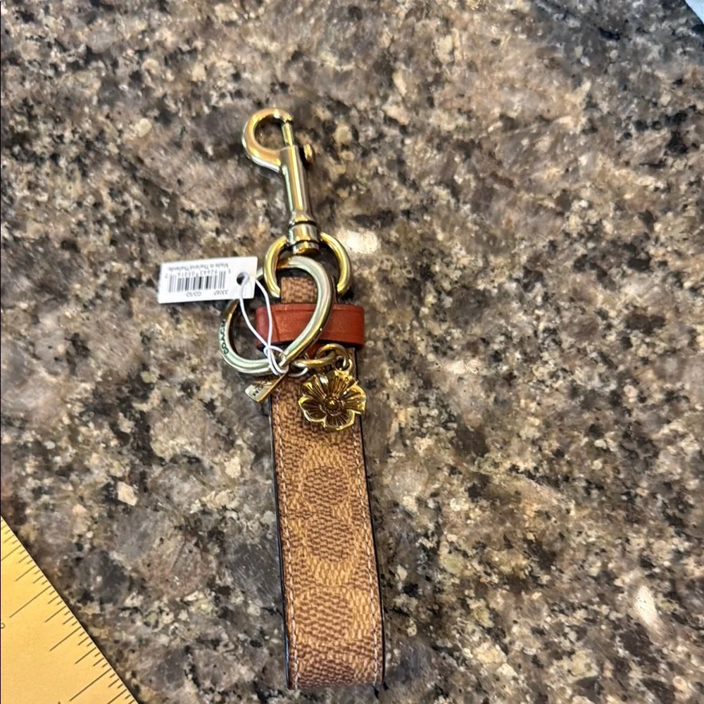 Coach Signature Charm Loop keychain key ring fob Brown and Gold tea rose NWT